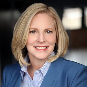 Monitor Women's List 2019: Cynthia Caine 1 Cynthia+Caine+-+Wells+Fargo.jpg