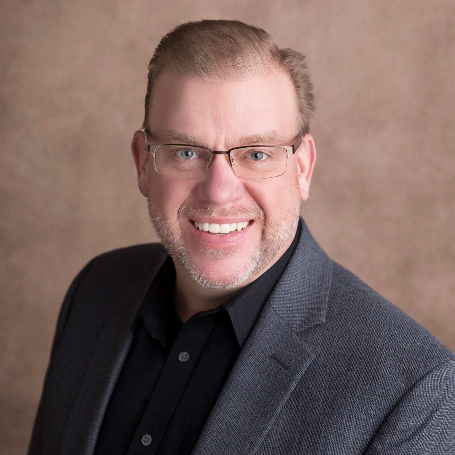 Viability of Sales and Marketing in a Technological Era 1 Eric Bicknase, CLFP Senior Account Manager, Amur Equipment Finance