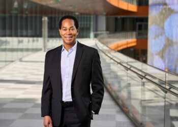 KKR Appoints Arnold to Board