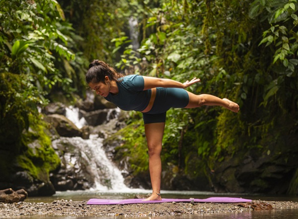 Unknown 4 Yoga at 600