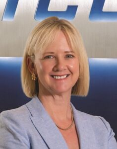 jennifer headshot at 300