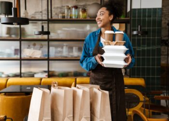 The Power of Specialization: How One Commercial Finance Broker Drove Breakthrough Volume with Restaurant Takeout Funding