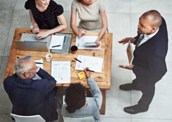 Explosive Growth Beyond the Silo: An Equipment Finance Broker Embracing New Mindsets