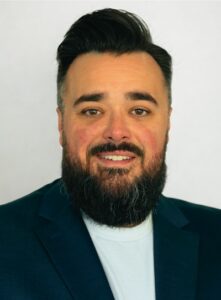 Ryan Ragland Headshot 1 at 400