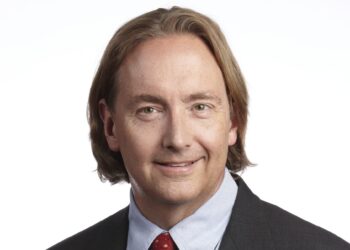 Commercial Finance Leader Roderick Knoll Passes Away