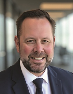 allen Snelling headshot 2026 at 250