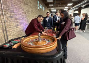 Beacon Funding, ECS Financial Services & Liventus Host Casino Night for EF Leaders